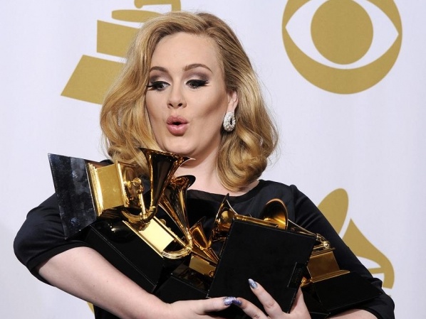 Adele - Media