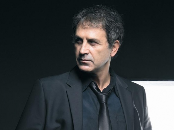 Ο Νταλάρας και οι φτωχοί - Media