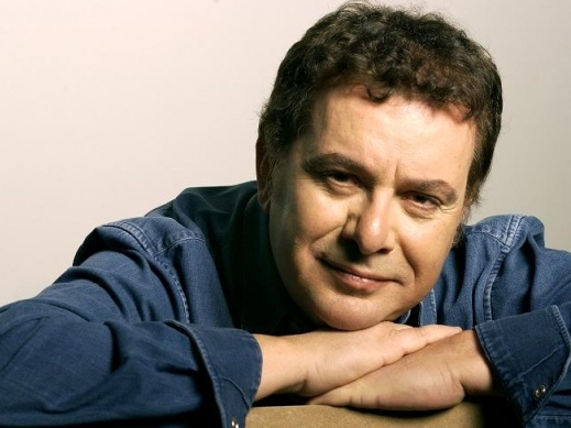 Μανώλης Μητσιάς: «Θέλω περισσότερο κόσμο στις διαδηλώσεις» - Media