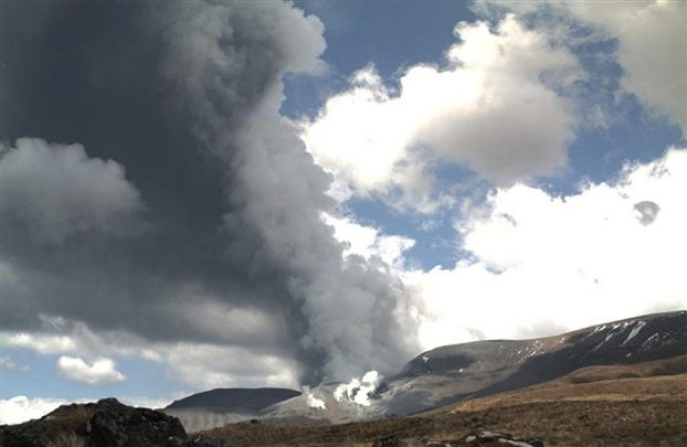 Εξερράγη ηφαίστειο στη Νέα Ζηλανδία - Media
