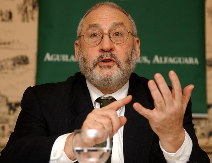 Stiglitz: Συνολικά, το ευρώ ήταν αντιπαραγωγικό - Media