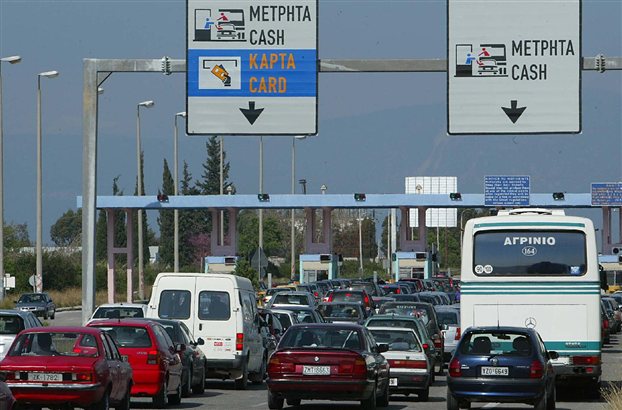 Αυξημένα μέτρα από Τροχαία για την επιστροφή των εκδρομέων - Media