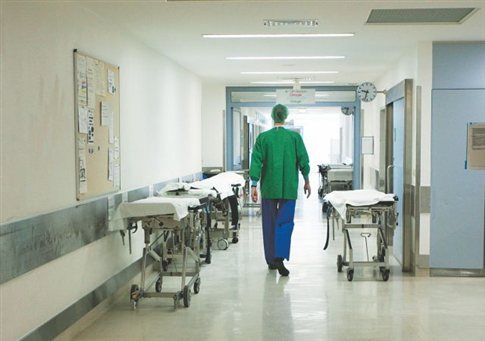 Τετράωρη παναττική στάση εργασίας από τους εργαζόμενους στα δημόσια νοσοκομεία - Media