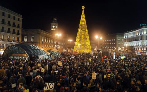 Ισπανία: Διαδήλωσαν για… το «όχι» στις διαδηλώσεις - Media