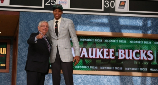 Στο «15» του ντραφτ ο Γιάννης Αντετοκούμπο - Media