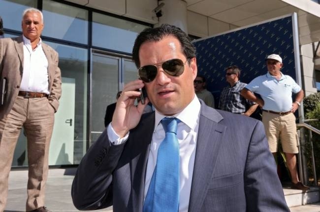 Νέο χαράτσι στην Υγεία - Media