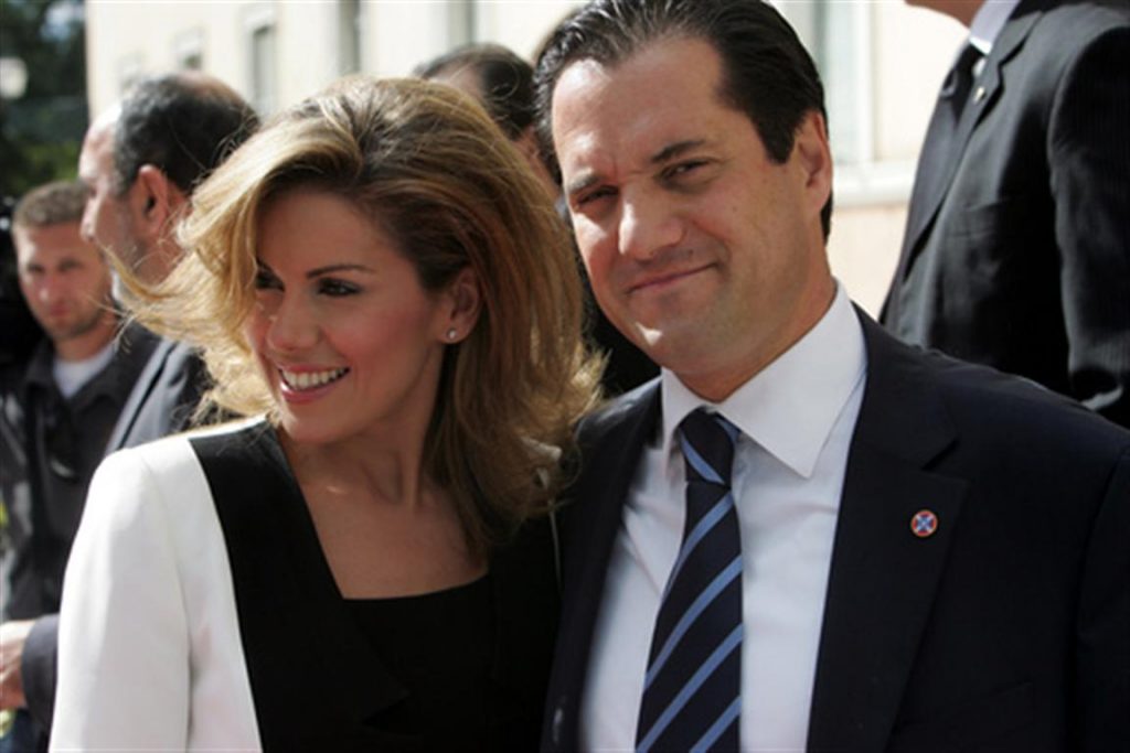 Mανωλίδου: «Αγάπη μου,το ΠΕΔΥ σκίζει» - Media
