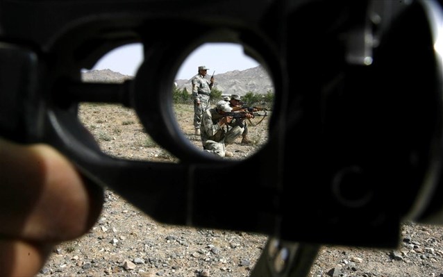 Δεκάδες νεκροί από έκρηξη βόμβας σε κλειστό γήπεδο στο Αφγανιστάν - Media