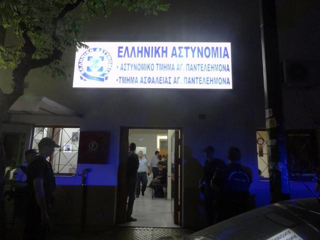Θάνατος μετανάστη στο Α.Τ. Αγ. Παντελεήμονα
 - Media
