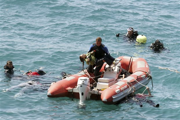 Μέχρι και 500 άνθρωποι αγνοούνται έπειτα από τη βύθιση πλοίου την περασμένη εβδομάδα - Media