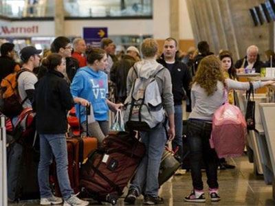 Επιβολή τέλους υπέρ των ΑμΕΑ για όσους ταξιδεύουν με αεροπλάνο - Media