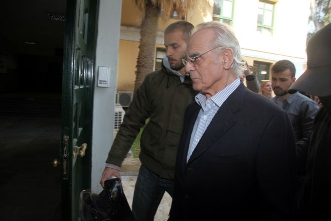 Παραπομπή σε δίκη για την υπόθεση Τσοχατζόπουλου προτείνει ο εισαγγελέας - Media