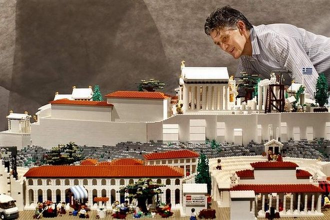Αυστραλοί χαρίζουν τον «Lego Παρθενώνα» στο μουσείο της Ακρόπολης - Media