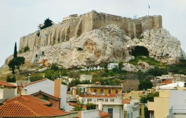 Το ΤΑΙΠΕΔ «αναβαθμίζει» την Πλάκα  - Media