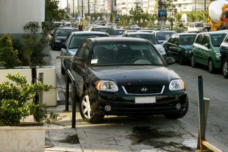 Επιστροφή στο… προσεκτικό παρκάρισμα - Media