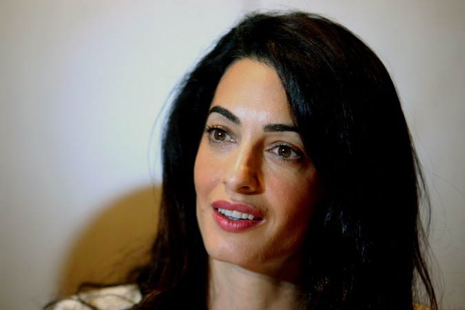 Παραλίγο να συλληφθεί στην Αίγυπτο η Αμάλ Αλαμουντίν - Media