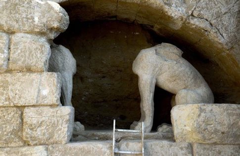 Σημαντικά και τα σημερινά ευρήματα στην Αμφίπολη - Media