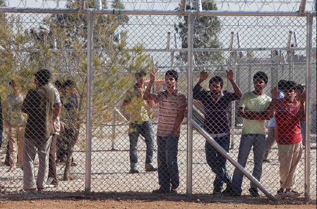 Καταγγελία για ξυλοδαρμό ανηλίκου αλλοδαπού από αστυνομικό - Media