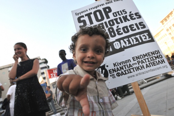 Χιλιάδες πολίτες στο αντιρατσιστικό συλλαλητήριο - Media
