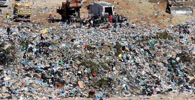 Η Κομισιόν ζητά να μπει πρόστιμο στην Ελλάδα για τα επικίνδυνα απόβλητα - Media