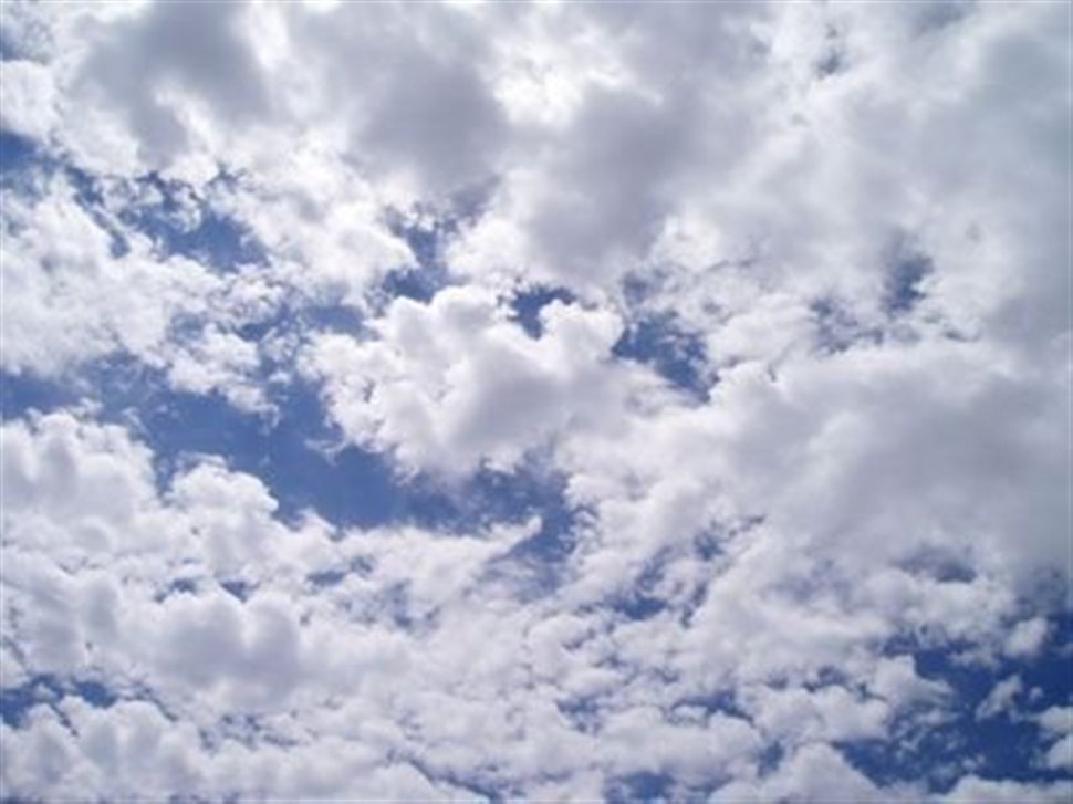 Ανοιξιάτικος καιρός με καταιγίδες, χαλάζι και πτώση της θερμοκρασίας - Media