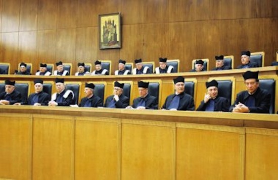 Στον Άρειο Πάγο το χαράτσι της ΔΕΗ - Media