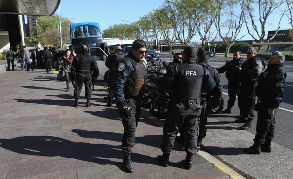 Αργεντινή: 100 συλλήψεις σε αστυνομική επιχείρηση στο Μπουένος Άιρες - Media