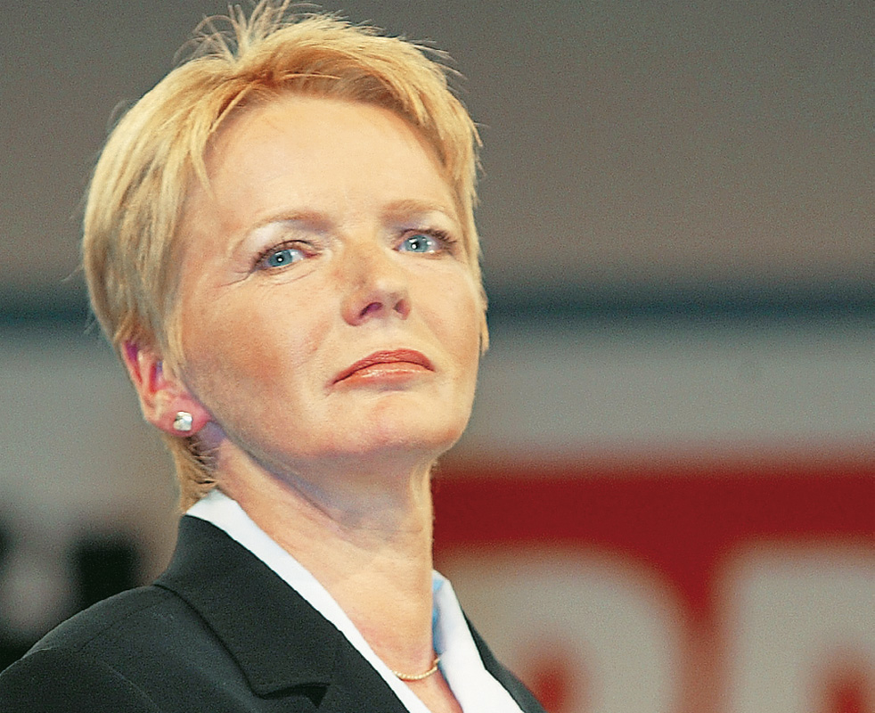 Γκάμπι Τσίμερ: Βλέπει «διαστρέβλωση», «δείχνει» Βενιζέλο - Media