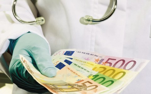 Στον εισαγγελέα στοιχεία για μίζες από Πολυεθνικές - Media