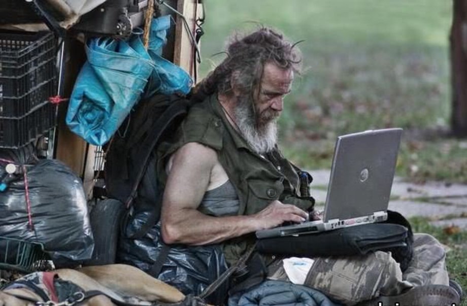 Η εφορία αναγκάζει ηλικιωμένους, άστεγους και άνεργους να… αποκτήσουν email - Media