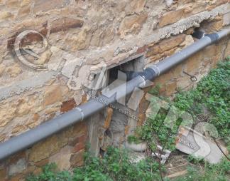 Άστεγος στη Χίο ζούσε τρώγοντας σκυλοτροφές... - Media