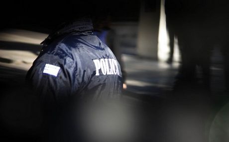 Άλλος ένας αστυνομικός κατηγορούμενος για το κύκλωμα διακίνησης ναρκωτικών - Media