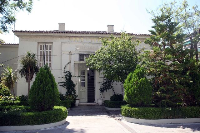 Κινδυνεύει με λουκέτο το Άσυλο Ανιάτων - Media