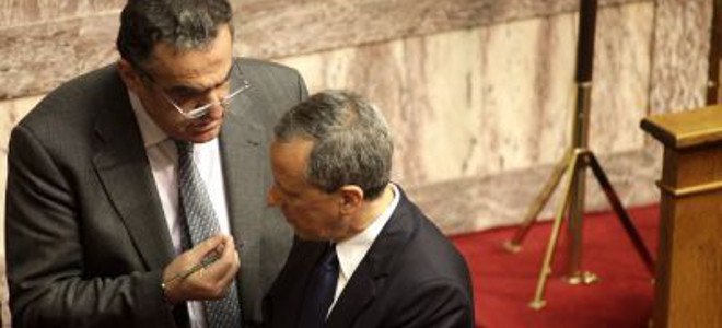 «Κλάφ’ τα Χαράλαμπε». Όταν ο Σαμαράς τηλεφώνησε στον Αθανασίου - Media