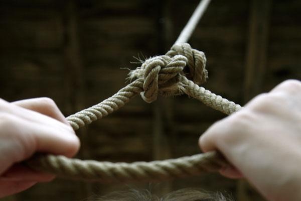 Αυτοκτονούμε όλο και περισσότερο - Media