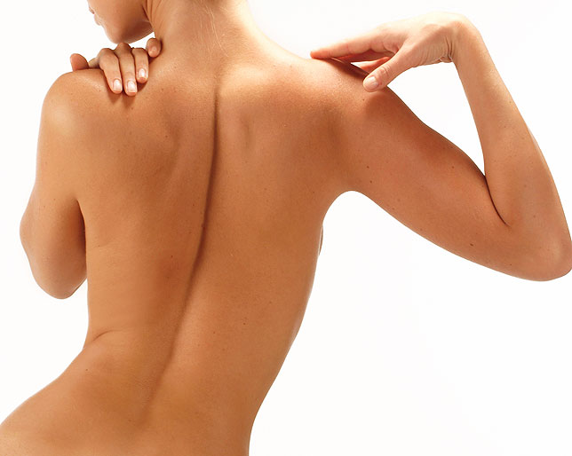 Άνδρες και γυναίκες… ξεφορτωθείτε επιτέλους τα σπυράκια από την πλάτη σας! - Media