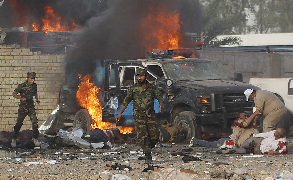 Επτά νεκροί και 17 τραυματίες από βομβιστική επίθεση στη Βαγδάτη
 - Media