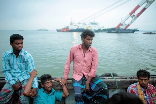 Μπανγκλαντές: Τουλάχιστον 29 νεκροί από ναυάγιο πορθμείου - Media