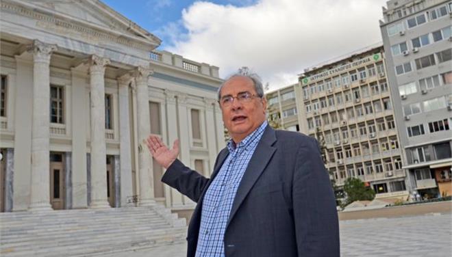 «Δεν με ανησυχεί η υποψηφιότητα Μώραλη» λέει ο Β. Μιχαλολιάκος - Media