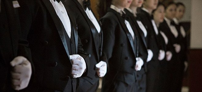 Η πρώτη διεθνής ακαδημία μπάτλερ στην Κίνα (Photos) - Media