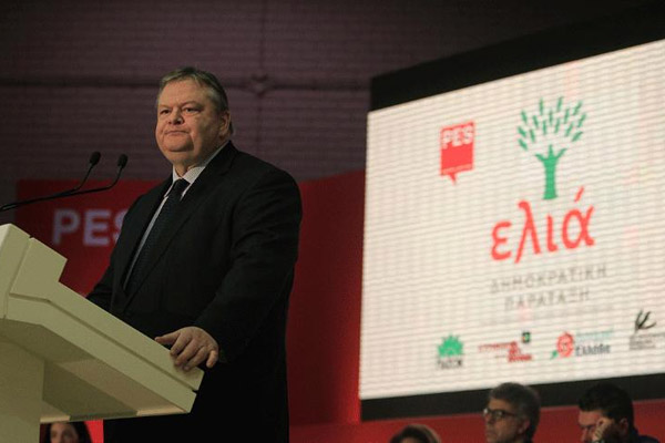 Βενιζέλος: Το ΠΑΣΟΚ δεν είναι «τσόντα», ούτε ουρά - Media