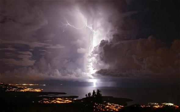 Το φαινόμενο των αστραπών της Βενεζουέλας (Video) - Media