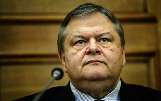 «Λάβρος» ο Βενιζέλος για την εσωστρέφεια στο ΠΑΣΟΚ - Media