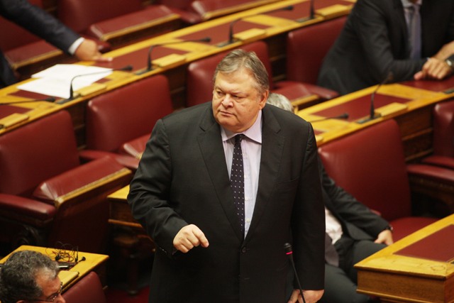 Live η διακαναλική συνέντευξη του Ευάγγελου Βενιζέλου - Media