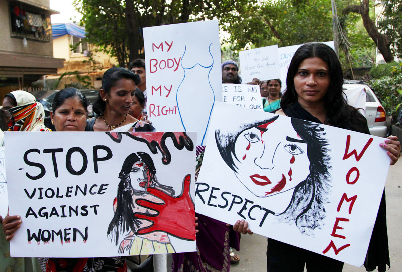 Τέταρτη σύλληψη για τον ομαδικό βιασμό 20χρονης φωτορεπόρτερ στην Ινδία - Media