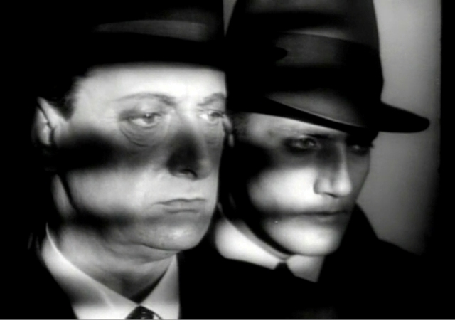 Ο πανικός των ενόχων - Media