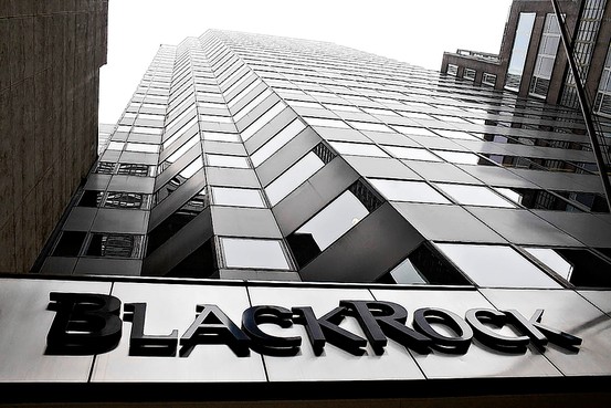 Blackrock: Άλλα δέκα χρόνια η κρίση στην Ευρωζώνη - Media