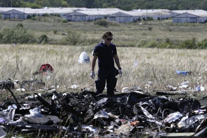 Από «ιπτάμενα αντικείμενα» χτυπήθηκε το Boeing 777 σύμφωνα με το επίσημο πόρισμα - Media