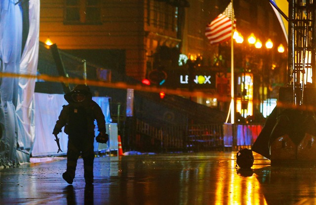 Εντοπίστηκαν ύποπτα σακίδια στον χώρο του μαραθωνίου της Βοστόνης
  - Media