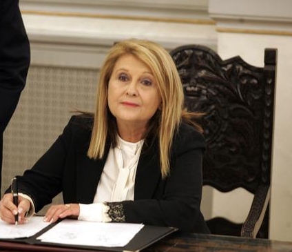 Μόνο η Σοφία Βούλτεψη καταλαβαίνει τον Άδωνι - Media